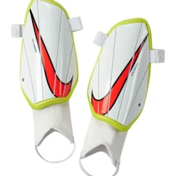 Nike Scheenbeschermers Voetbal*Charge scheenbeschermers white volt bright crimson