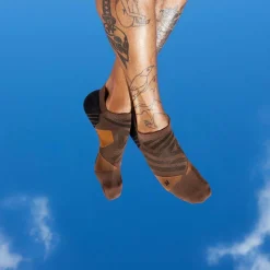 On Hardloopkleding*Low hardloopsokken heren cacao black